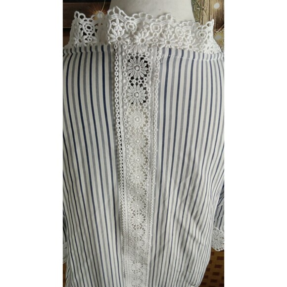 Chelsea & Theodore Blouse Petite PS Stripe Lace V Neck 3/4 Sleeve - Picture 7 of 11